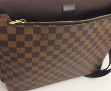 Load image into Gallery viewer, Louis Vuitton brooklyn GM damier messenger