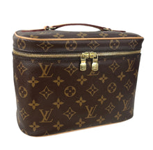 Load image into Gallery viewer, Louis Vuitton nice BB