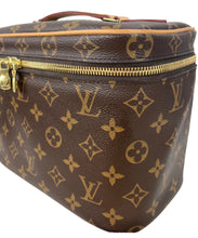 Load image into Gallery viewer, Louis Vuitton nice BB