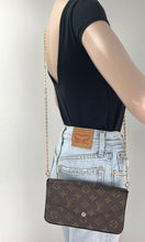 Load image into Gallery viewer, Louis Vuitton pochette felicie in monogram canvas