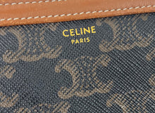 Load image into Gallery viewer, Celine clutch on chain in triomphe canvas and lambskin