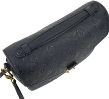 Load image into Gallery viewer, Louis Vuitton pochette metis empreinte