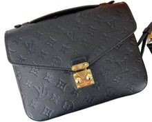Load image into Gallery viewer, Louis Vuitton pochette metis empreinte