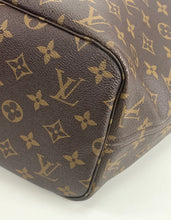 Load image into Gallery viewer, Louis Vuitton neverfull MM