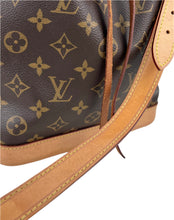 Load image into Gallery viewer, Louis Vuitton Noe BB monogram