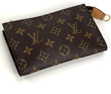 Load image into Gallery viewer, Louis Vuitton monogram pochette clutch