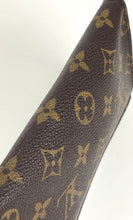 Load image into Gallery viewer, Louis Vuitton monogram pochette clutch