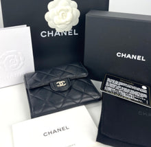 Load image into Gallery viewer, CHANEL small classic flap wallet