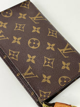 Load image into Gallery viewer, Louis Vuitton monogram pochette clutch