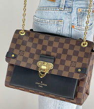 Load image into Gallery viewer, Louis Vuitton Vavin PM in ebene and noir
