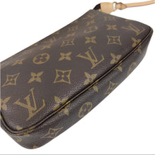 Load image into Gallery viewer, Louis Vuitton pochette accessories in monogram