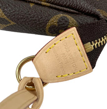 Load image into Gallery viewer, Louis Vuitton pochette accessories in monogram