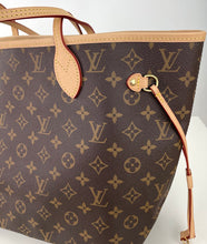 Load image into Gallery viewer, Louis Vuitton neverfull MM