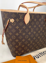 Load image into Gallery viewer, Louis Vuitton neverfull MM