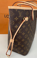 Load image into Gallery viewer, Louis Vuitton neverfull MM