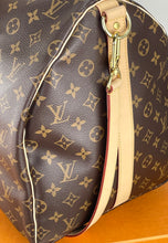Load image into Gallery viewer, Louis Vuitton keepall bandouliere 55 in monogram