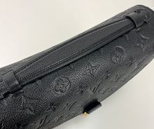 Load image into Gallery viewer, Louis Vuitton pochette metis empreinte