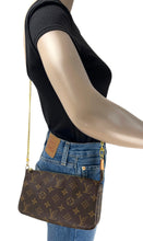 Load image into Gallery viewer, Louis Vuitton pochette accessories in monogram
