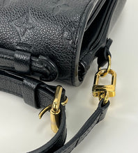 Load image into Gallery viewer, Louis Vuitton pochette metis empreinte