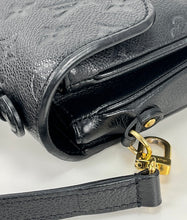 Load image into Gallery viewer, Louis Vuitton pochette metis empreinte
