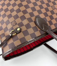 Load image into Gallery viewer, Louis Vuitton neverfull MM damier