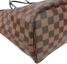 Load image into Gallery viewer, Louis Vuitton neverfull MM damier