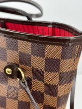 Load image into Gallery viewer, Louis Vuitton neverfull MM damier