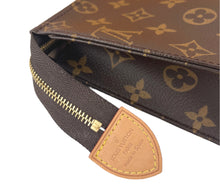 Load image into Gallery viewer, Louis Vuitton toiletry 19