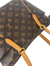 Load image into Gallery viewer, Louis Vuitton totally PM in monogram