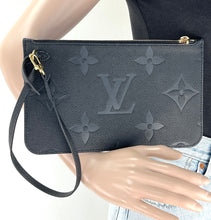 Load image into Gallery viewer, Louis Vuitton pochette monogram empreinte clutch