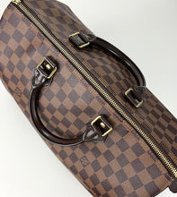 Load image into Gallery viewer, Louis Vuitton speedy 35 damier