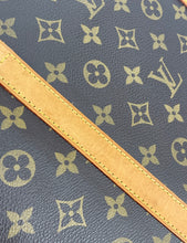 Load image into Gallery viewer, Louis Vuitton babylone monogram