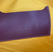 Load image into Gallery viewer, Goyard Senat GM pocket pouch in Burgundy