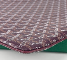 Load image into Gallery viewer, Goyard Senat GM pocket pouch in Burgundy