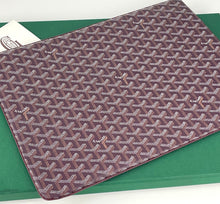 Load image into Gallery viewer, Goyard Senat GM pocket pouch in Burgundy