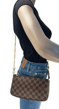 Load image into Gallery viewer, Louis Vuitton pochette accessories in damier ebene canvas