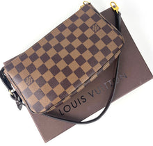 Load image into Gallery viewer, Louis Vuitton pochette accessories in damier ebene canvas