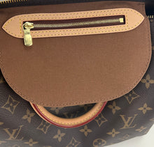 Load image into Gallery viewer, Louis Vuitton speedy 25 in monogram