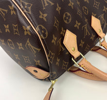 Load image into Gallery viewer, Louis Vuitton speedy 25 in monogram