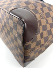 Load image into Gallery viewer, Louis Vuitton Hampstead MM