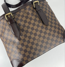 Load image into Gallery viewer, Louis Vuitton Hampstead MM