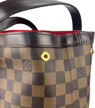 Load image into Gallery viewer, Louis Vuitton Hampstead MM