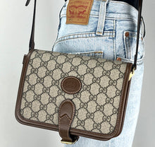 Load image into Gallery viewer, Gucci mini shoulderbag with interlocking G