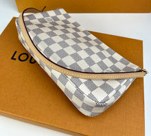 Load image into Gallery viewer, Louis Vuitton pochette accessories in damier azur canvas