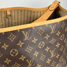 Load image into Gallery viewer, Louis Vuitton delightful GM