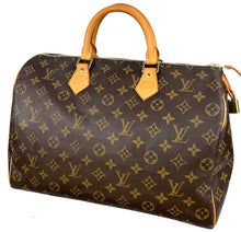 Load image into Gallery viewer, Louis Vuitton speedy 35 in monogram