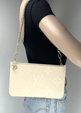 Load image into Gallery viewer, Louis Vuitton pochette monogram empreinte clutch