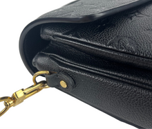 Load image into Gallery viewer, Louis Vuitton pochette metis empreinte