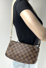 Load image into Gallery viewer, Louis Vuitton pochette accessories in damier ebene canvas
