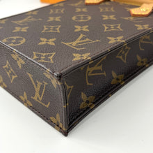 Load image into Gallery viewer, Louis Vuitton petit sac plat